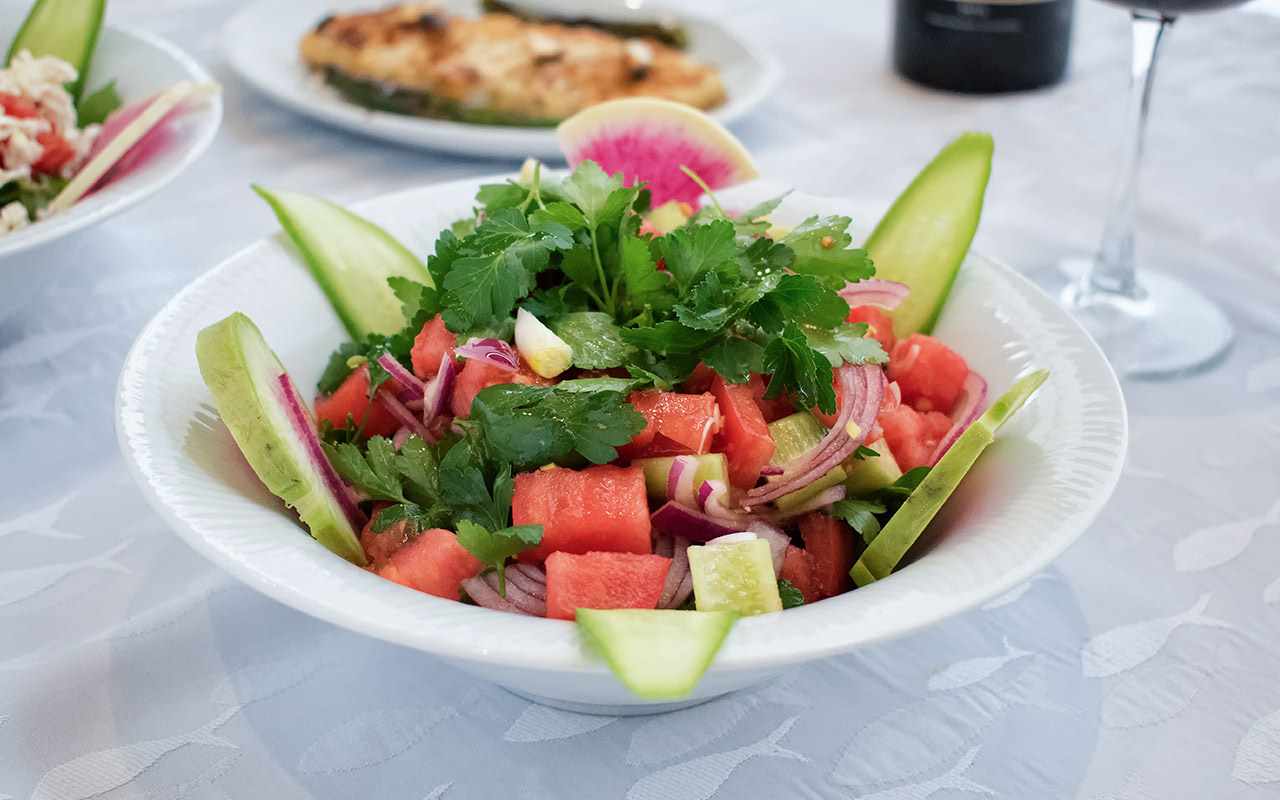 ÇOBAN SALATASI